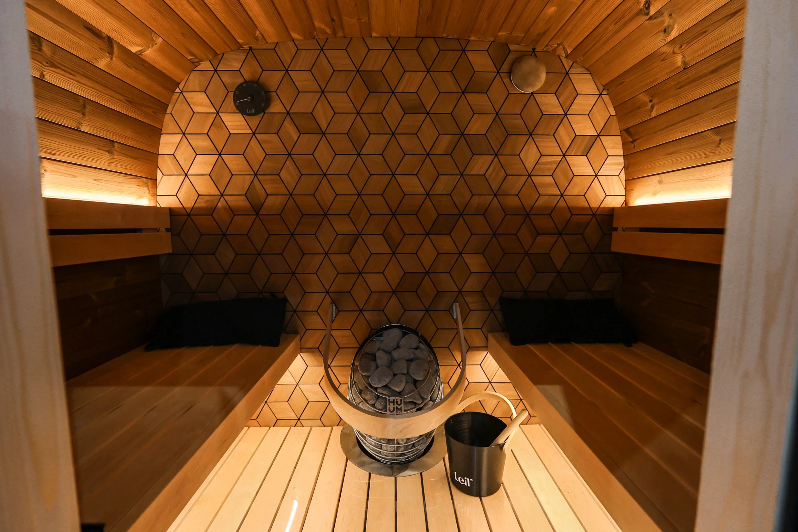 Leil® Black Cube Premium Outdoor Sauna - 4 Person