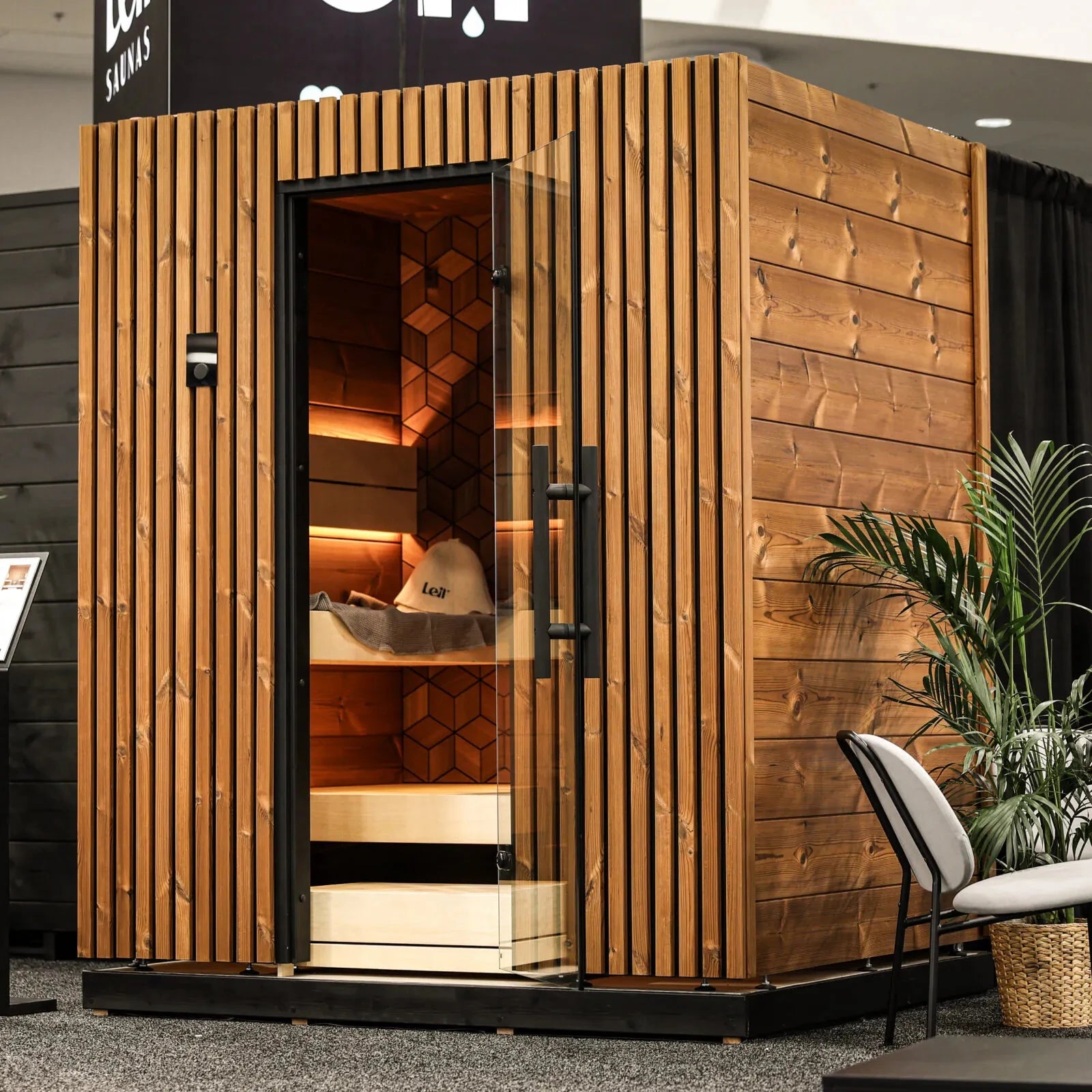 Leil® Como 4-180 4 Person Indoor Sauna Kit